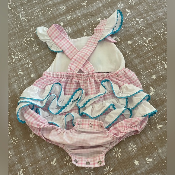 Classic Whimsy 18 Month Birthday Bubble - Picture 4 of 4